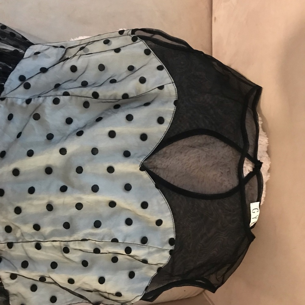 Prom dress never worn ordered online and was too big